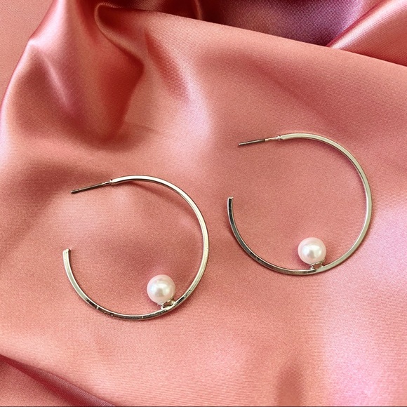 Pearl Hoops Hoop Earrings - Picture 4 of 8